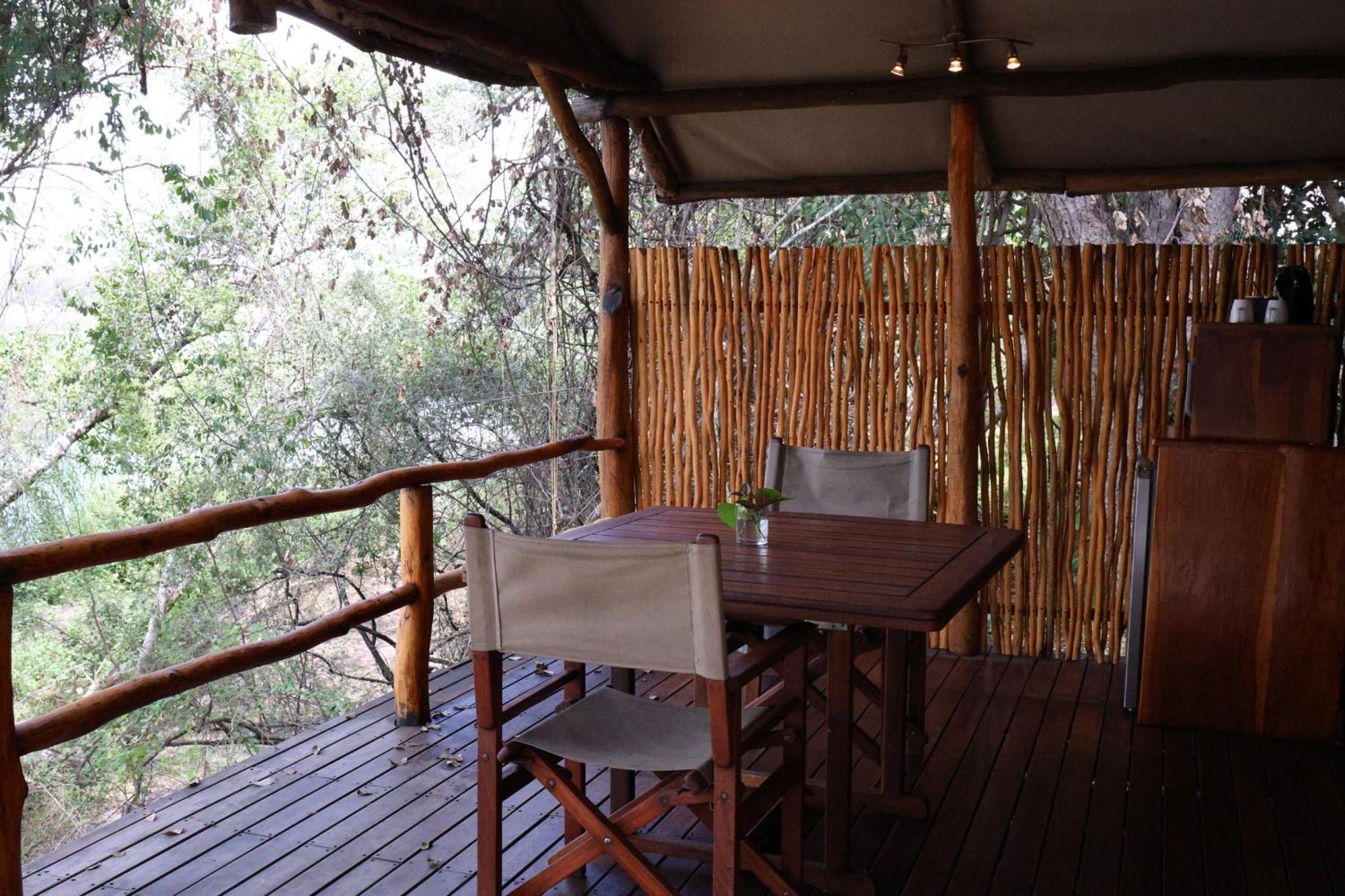 Zambezi Dusk Villa ลิฟวิงสโตน ภายนอก รูปภาพ