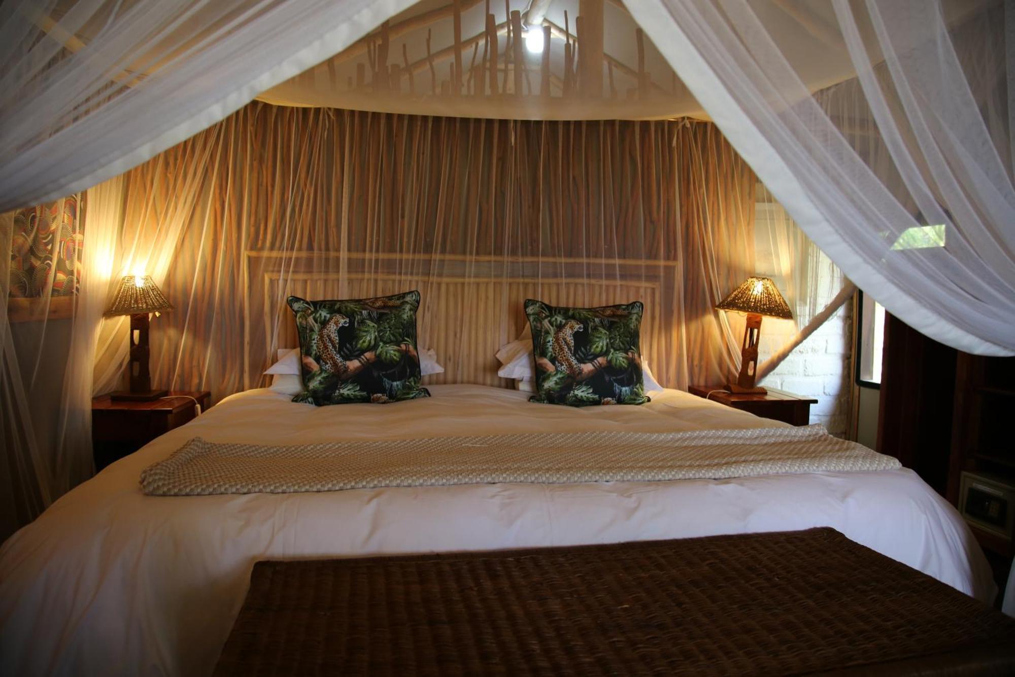 Zambezi Dusk Villa ลิฟวิงสโตน ภายนอก รูปภาพ