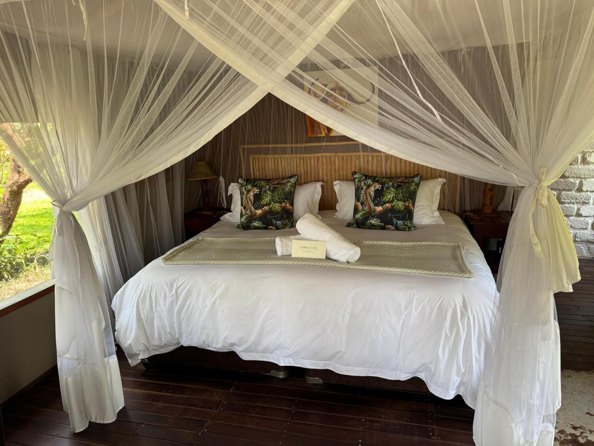 Zambezi Dusk Villa ลิฟวิงสโตน ภายนอก รูปภาพ